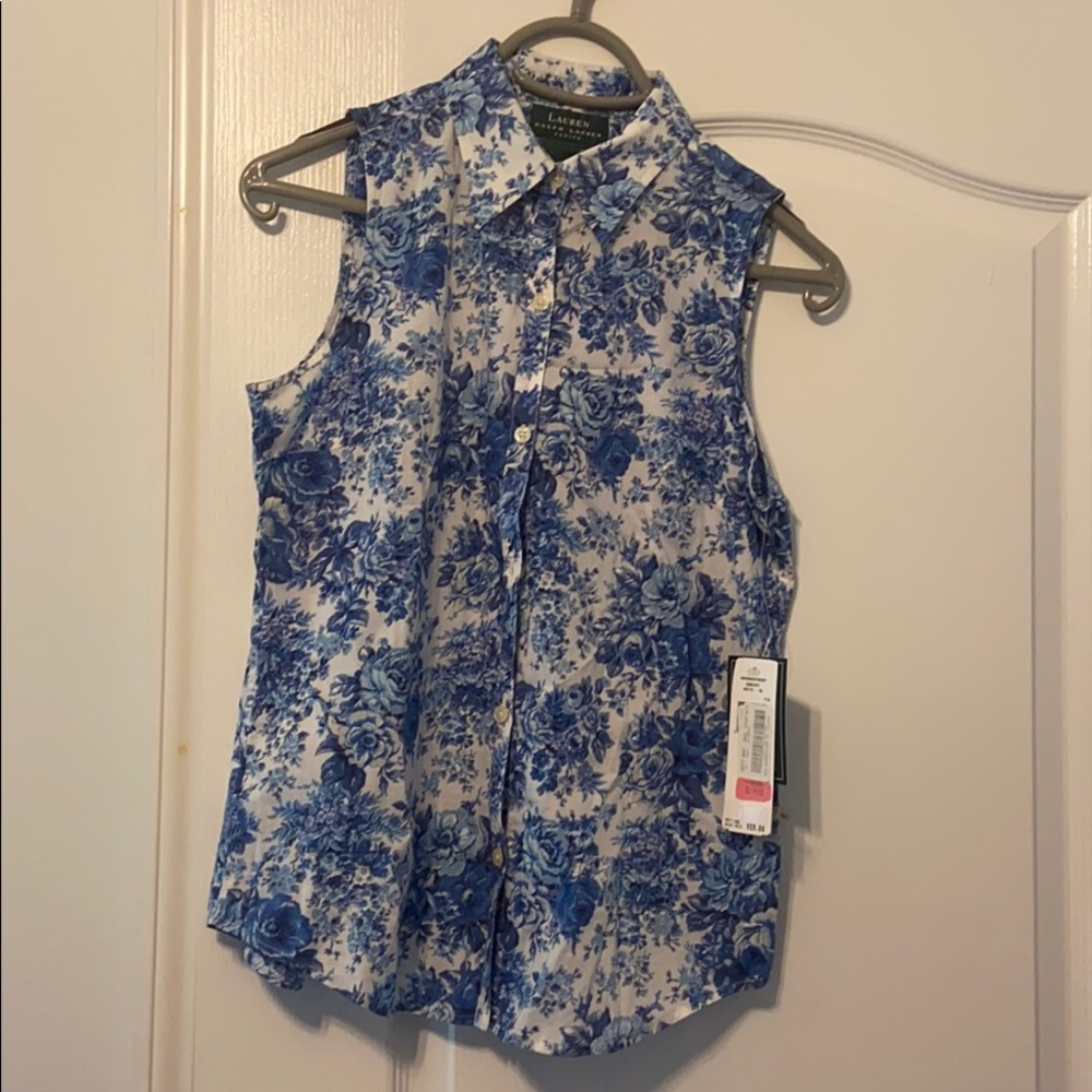 Sleeveless Blouse